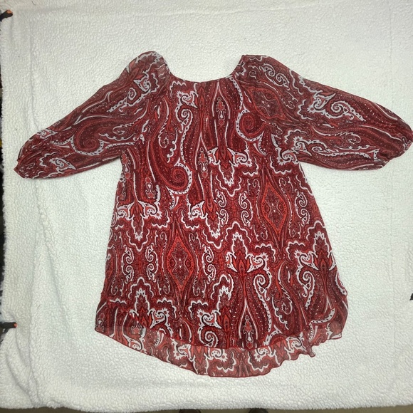 Women’s Cato 14/16W Red/White Shear Paisley Blouse - Picture 2 of 13